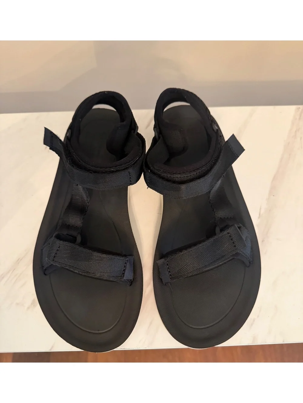 Teva Universal Premier Black Strappy Sandals Women's Size 9 (1016935)
